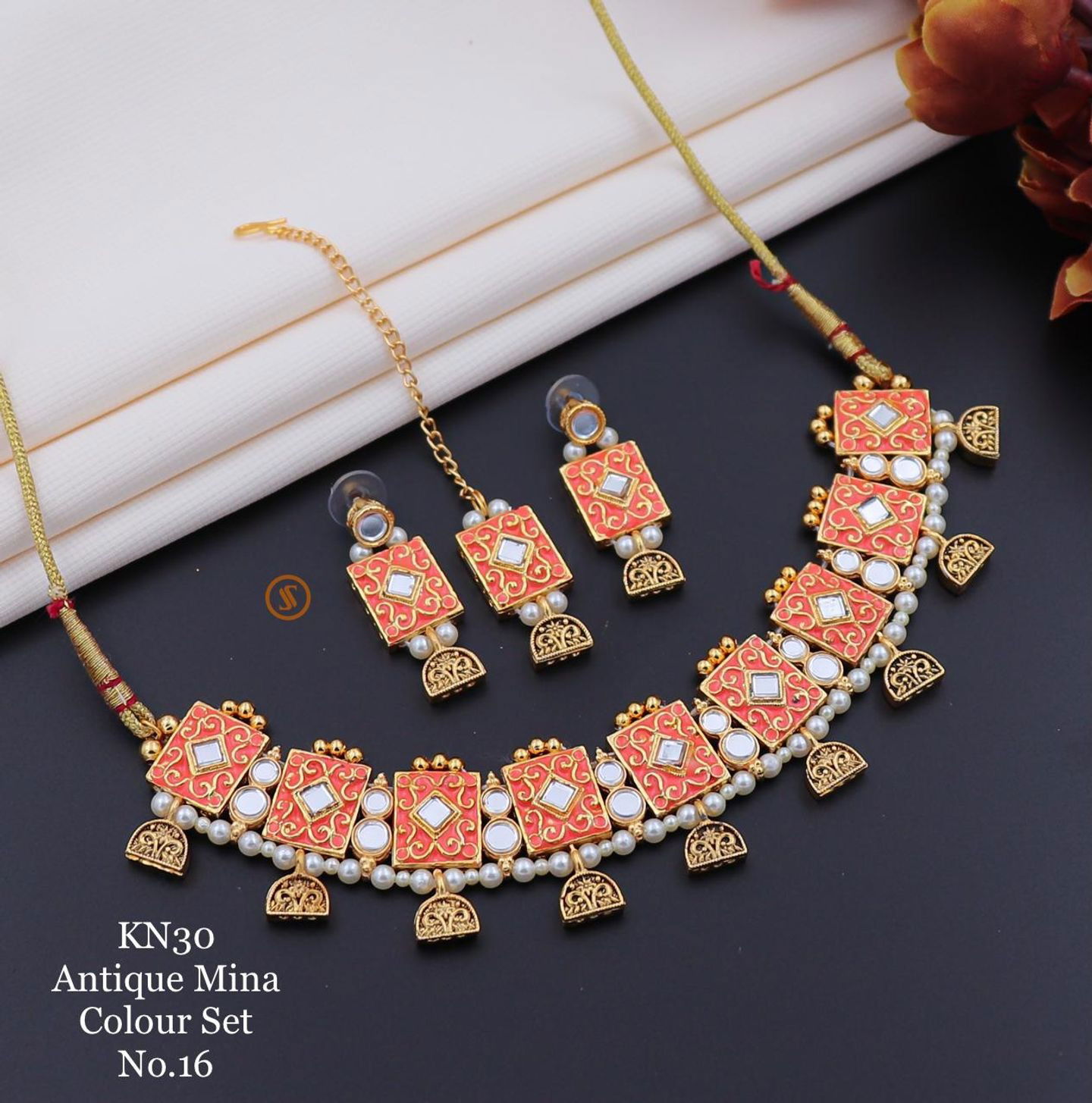 30 KN Kundan Antique Pearl Mina Colour Set Wholesalers In Mumbai
